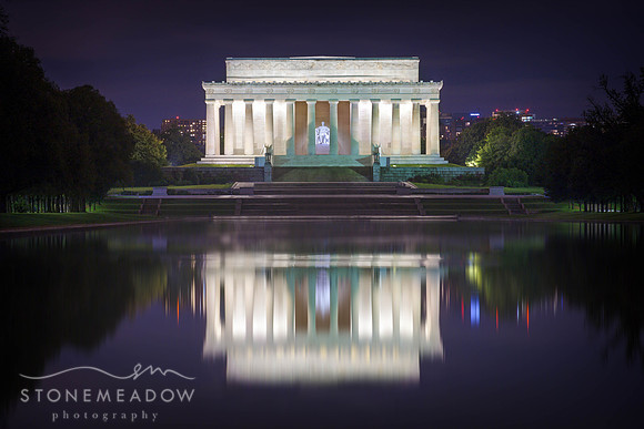 Lincoln Memorial at night